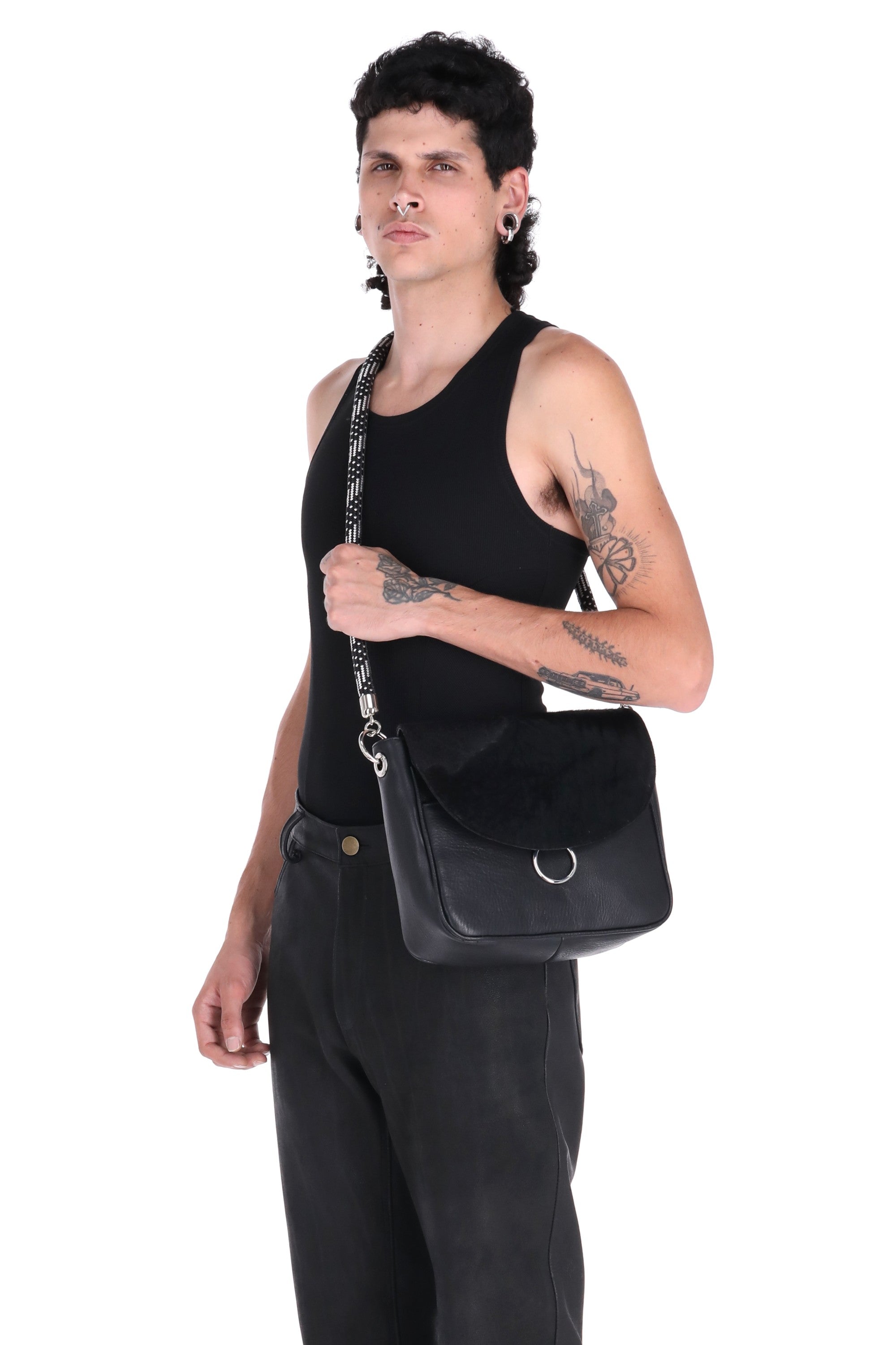 MESSENGER BAG // Novillo