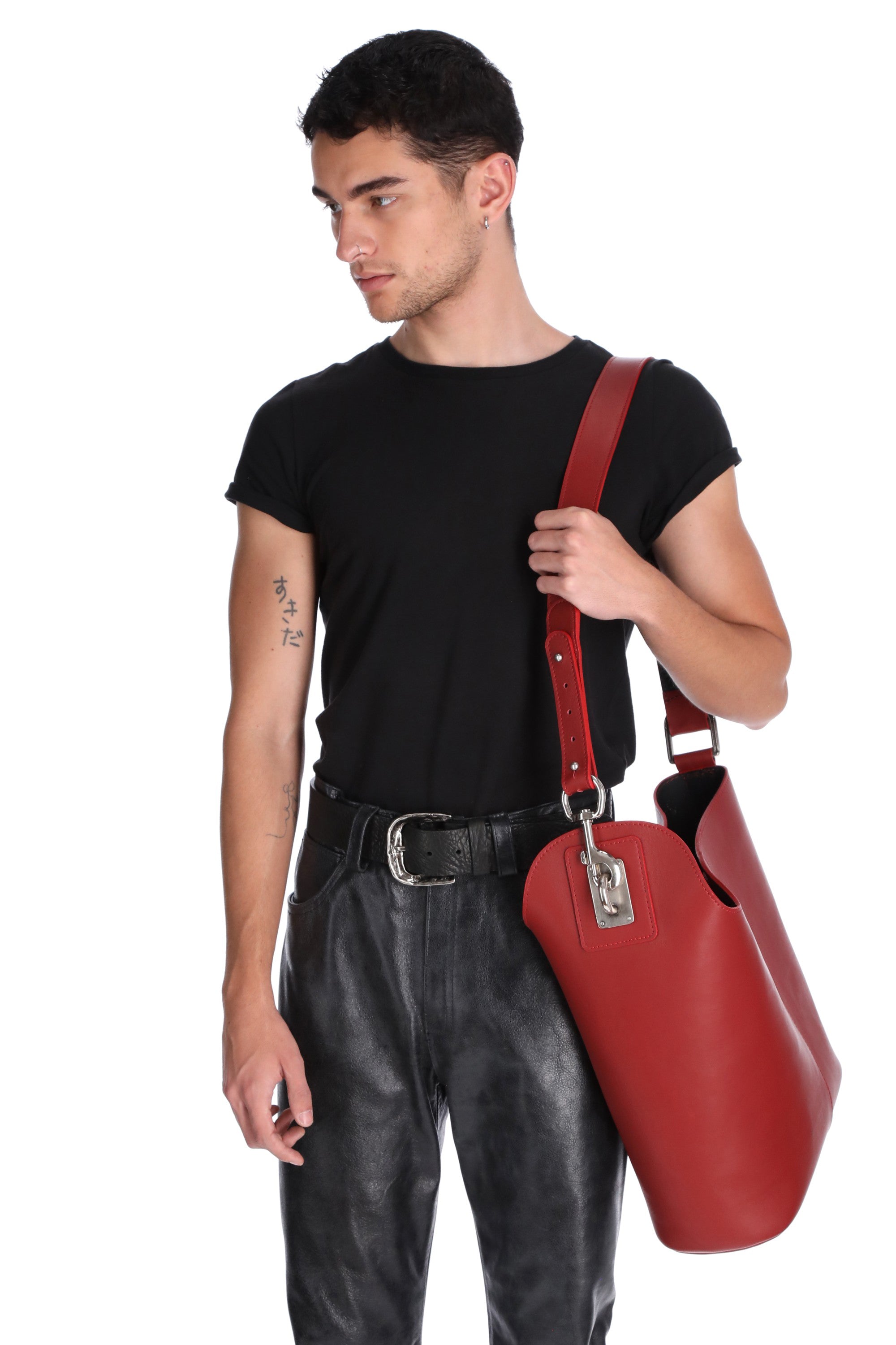 BOLSO BUCKET MONTURA // Ruby Red