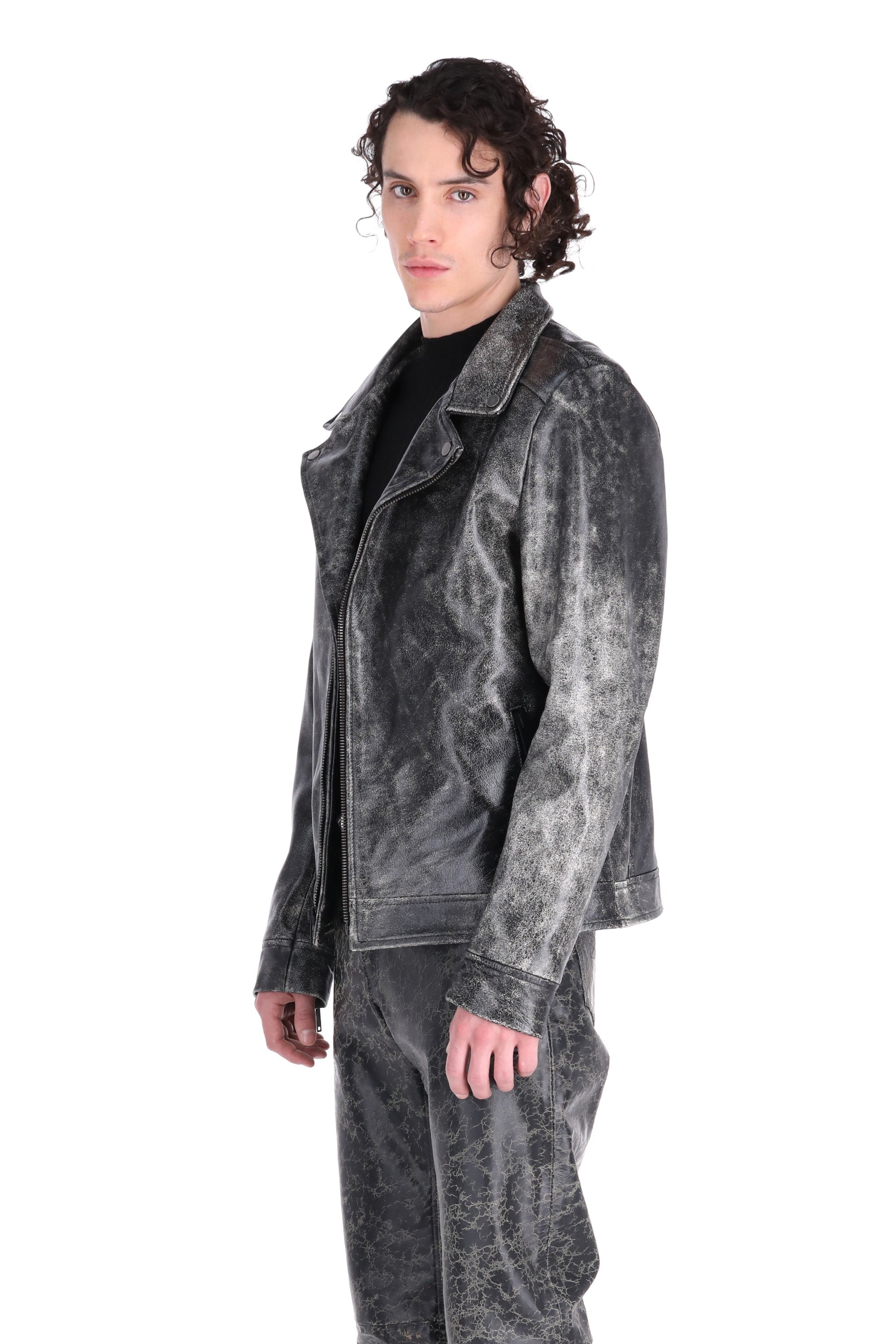 WORN OUT BIKER JACKET / black